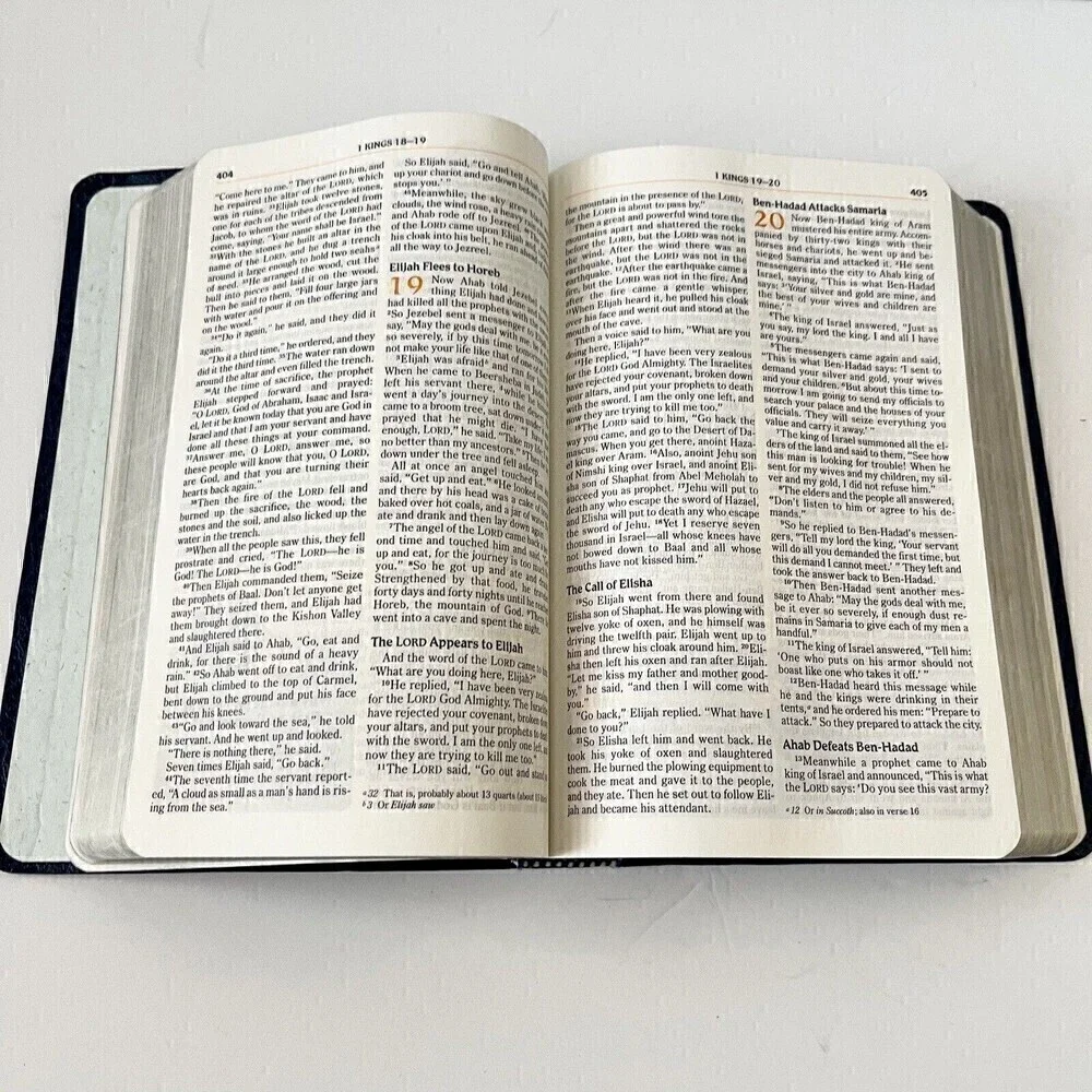 The Adventure Bible NIV Blue Faux Leather New International Zonderkidz Religion